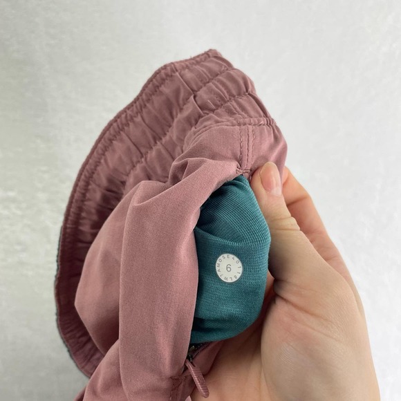 Lululemon Short - 6 - Picture 9 of 9